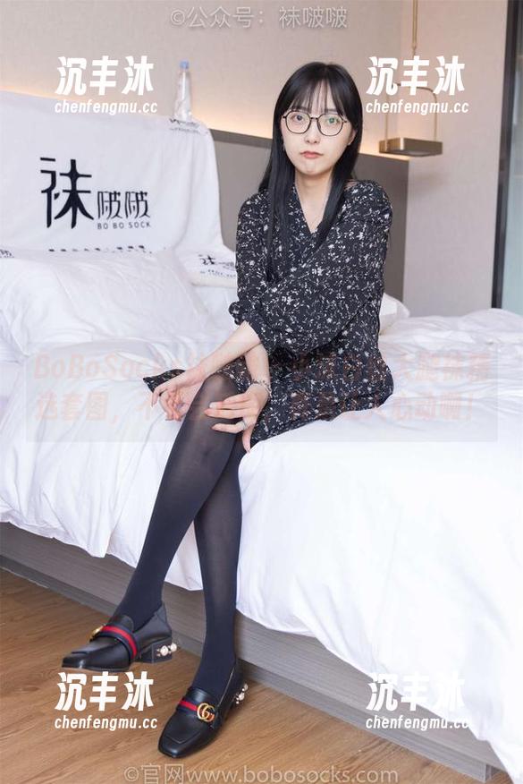 BoBoSocks袜啵啵 - 小沫白丝大腿袜精选套图，不看会后悔，真是让人心动啊！