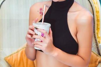 GIRLT果团网 – 陈秋雨的兔女郎图片：是兔子，也许不是……你懂的