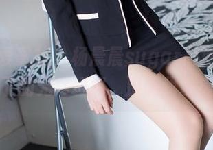 IMiss爱蜜社 – 杨晨晨sugar高清图册：毛衣下的无尽幻想，别说我没提醒你