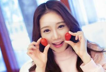 IMiss爱蜜社 – 少女莉娜lena的美图营养餐：喝饱了都不一定能瘦下去！