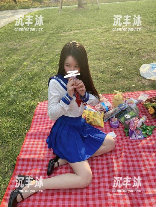 微密圈 - 当短裙闪亮登场:在July芝岚的图片分享中,谁才是主角? 微密圈 - 当短裙闪亮登场:在July芝岚的图片分享中,谁才是主角?