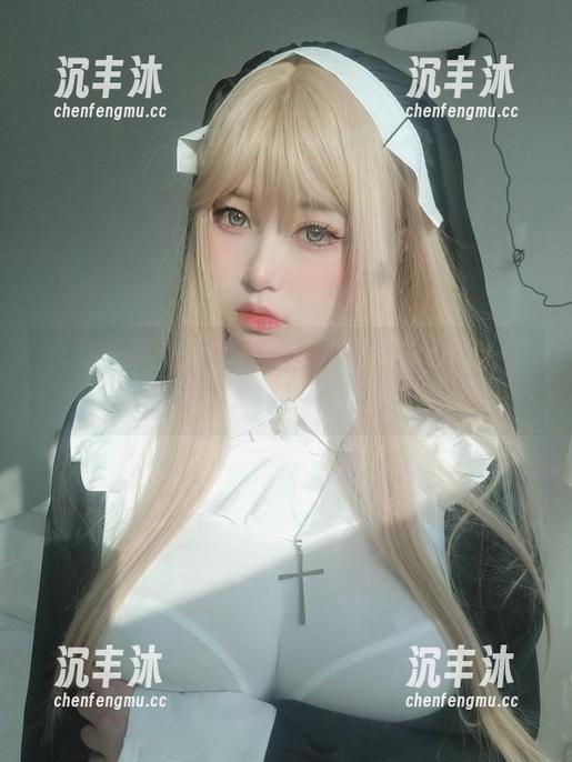 白衬衫不止是单品，K酱用资源cos出了万种风情！
