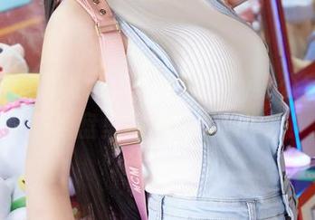 MiiTao蜜桃社 – 佩琦Pinky办公室大揭秘，网盘里藏着的精彩作品！