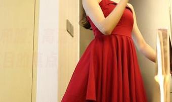 ROSI和服：高清美图，穿上你就成了万众瞩目的焦点，别问我怎么做到的！
