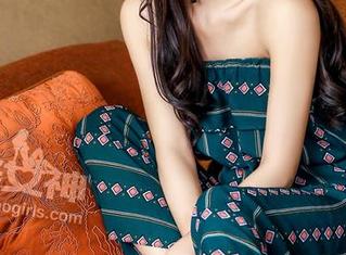 TouTiao头条女神 – 在李丽莎的夏天里，无圣光的美图像是梦中花园的私语