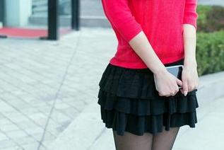 TuiGirl推女郎 – 何何夕最新浴室图集：湿润的角落，仿佛藏着不为人知的故事