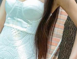 UGirls尤果网 – 图集中谭睿琪的全套灰丝，像梦一样轻轻浮现