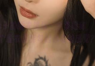 Vams子的睡衣挑战：全集揭秘，究竟哪个睡衣最能勾起心动的感觉？