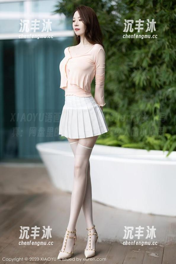 XIAOYU语画界 - 绯月樱-Cherry女仆写真：网盘里的火花能点燃多少人的小心思？