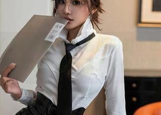 XINGYAN星颜社 – 私房中的小秘密：刘钰儿裸足原图，藏了多少故事？