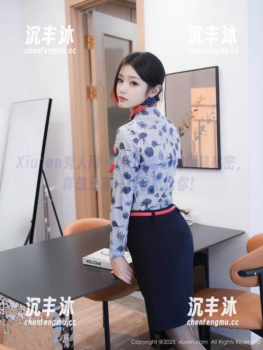 Xiuren秀人网 - Mila嘟嘟的网袜秘密，真想分享一整套图给你！
