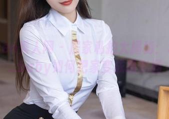 Xiuren秀人网 – 居家私拍大揭秘：Suki_baby如何把家变成摄影棚