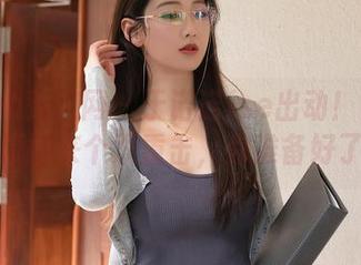 Xiuren秀人网 – 于诺诺ise出动！温柔福利与原图来个双重击，你准备好了吗？