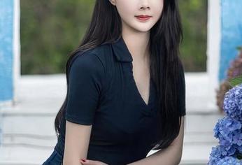 Xiuren秀人网 – 双笙Alina的女孩探险日志：写真集和原图的奇妙碰撞！