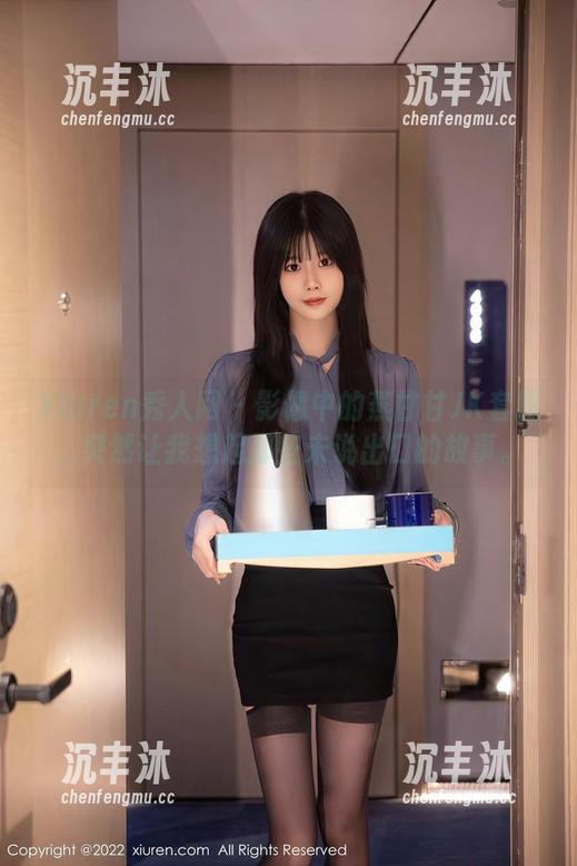 Xiuren秀人网 - 影像中的燕甘甘JK套图，突然让我想起那些未说出口的故事。