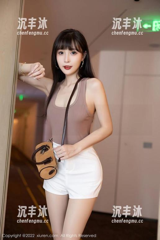 Xiuren秀人网 - 新出来的！白浅浅最新写真集，灰丝拯救了我的失落！