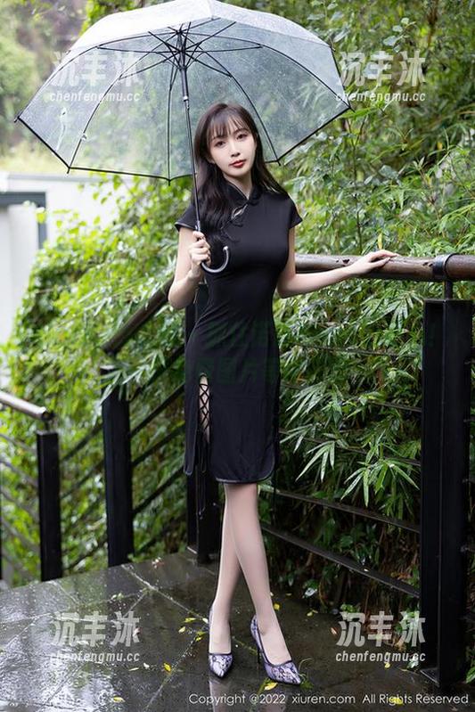 Xiuren秀人网 - 抓住诺诺Nono的甜心！一堆免费图片等你来撩