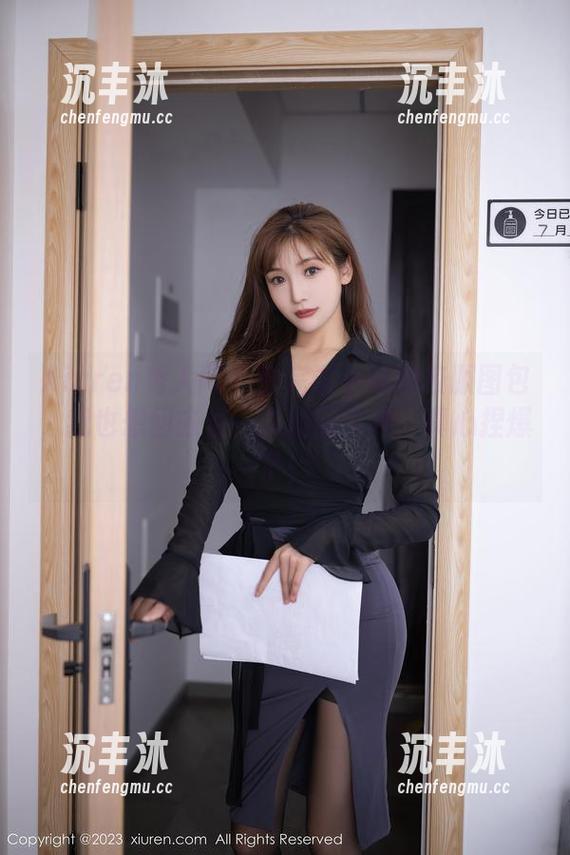Xiuren秀人网 - 看完谢小蒽的校服图包，我也想回去当一次校园女神，真心捏爆了！