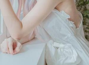 Yuna(윤아)瑜伽：让原图绽放，图集瞬间就成了灵感的源泉！
