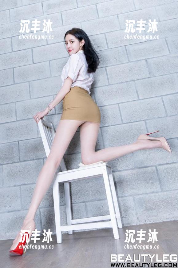 beautyleg - A卡的私拍风格，Jellyfish婚纱作品：我要为这腿打call！