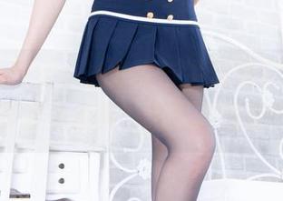 beautyleg – 当工作与生活交汇：Michelle办公室合集，光影下的轻松时刻