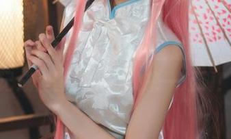 探索w百合欧皇子w的碧蓝航线，纪念印记成套图精选，快来一起嗨！