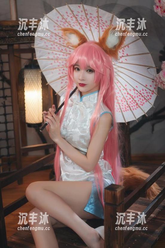 探索w百合欧皇子w的碧蓝航线，纪念印记成套图精选，快来一起嗨！