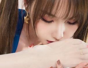 丽柜 – 在小唐的魅力网袜中沉醉：独家套图合集来袭！