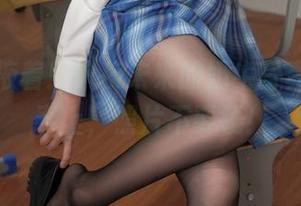 不藏着掖着！千夜未来的奶牛写真，免费奉上，照片不要钱！
