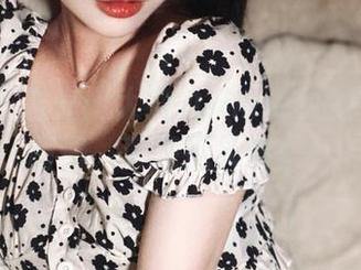 在阳光下发光：大肉丸Amiee的最新户外图册，真是惹人嫉妒！