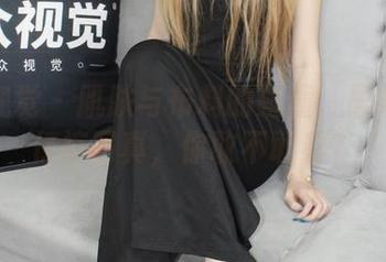 小众视觉 – 肌肤与布料的碰撞：思姐的牛仔裤写真，你敢不敢看？