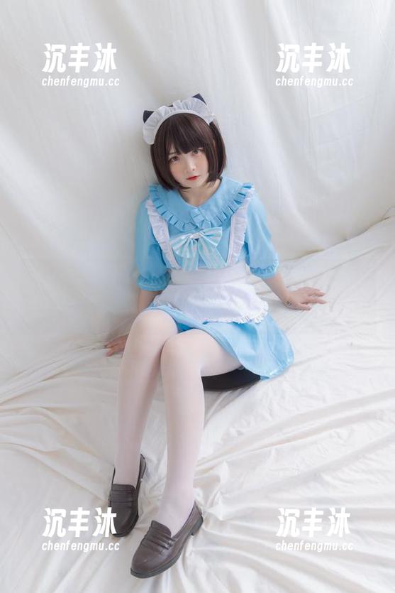 少女秩序 - 高清无死角！鹿可的皮衣瞬间，快来下载吧！