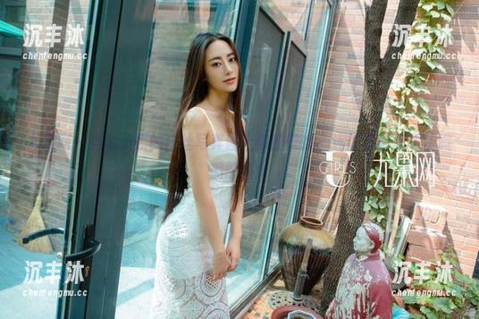 尤果网 - 当金子熙的白丝写真碰上你的壁纸，连屏幕都忍不住微微颤抖！