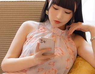 尤蜜荟 – 是小逗逗的姐姐写真：每一张免费都像在召唤目光！