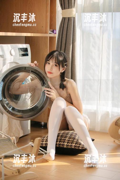谁说纯白要圣光？念雪ww的无圣光图集太俘心了