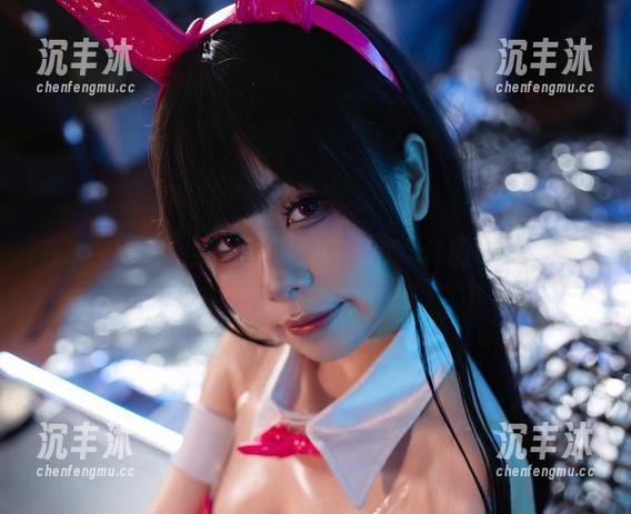 在末夜787的世界里：女孩与高清cos的奇妙邂逅！