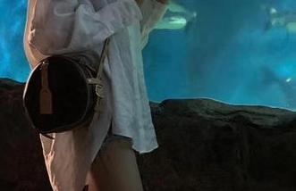 微密圈 – 林子琳喵泳衣写真：这原图给我一种我太需要去海滩的冲动。