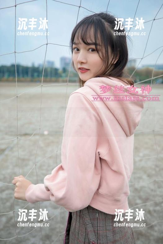 梦丝女神 - 值得一看的校服记忆：乔儿的写真图集