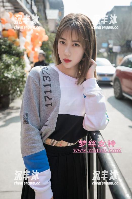 梦丝女神 - 晓晓的早晨：起床的少女和那些不愿醒来的梦