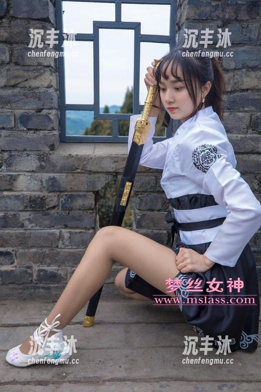 梦丝女神 - 旗袍与工业区的完美搭配，果然是玥玥的原图让人心动！