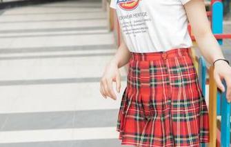 梦丝女神 – 网盘里那些关于苏柔美脚的废话与写真