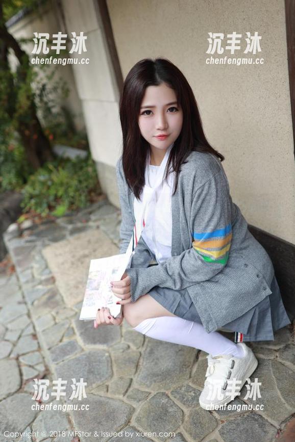模范学院 - 沉浸在NaNa_baby的奶牛写真中：这资源真是软萌到心坎里了！