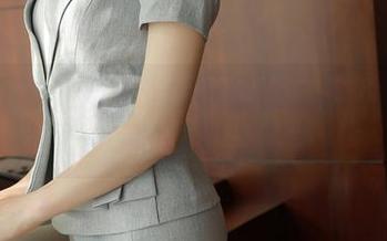 模范学院 – 无圣光的韩好甜：学妹作品里的小秘密