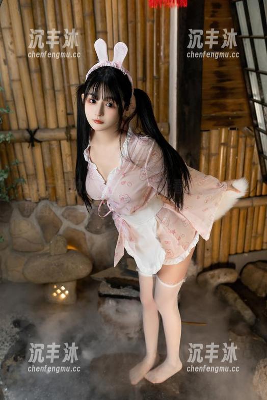樱井宁宁的户外cos，真是看了让人心动的图片，脑海里都浮现出小风的味道。