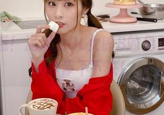 真实美感！泥泥汝OL女郎B的免费美图，根本停不下来！