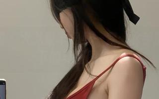 微密圈 – 火龙果羊摇身一变：水手服拥抱下的美图图包！