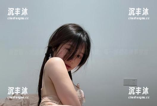 微密圈 - 火龙果羊历史性的牛仔裤写真集：每一幅都有故事穿插