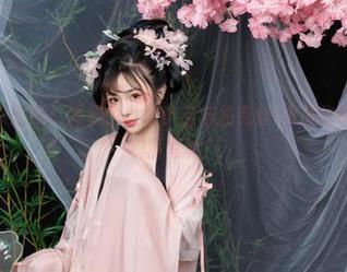 爬墙不如换壁纸！爆机少女喵小吉与拉克丝·水晶玫瑰一同解锁美丽写真！