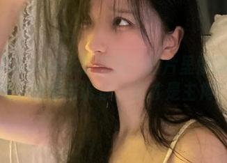 特软儿Sona泳装精选：图片里慵懒的阳光，偷偷告诉你，它才是主角！