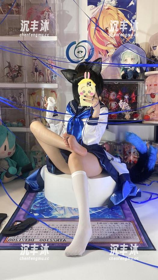 看白栎Shirly最新日常套图，心里默默咕哝‘不许太美’
